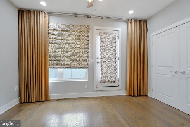 Building Photo - 1632 K St NE