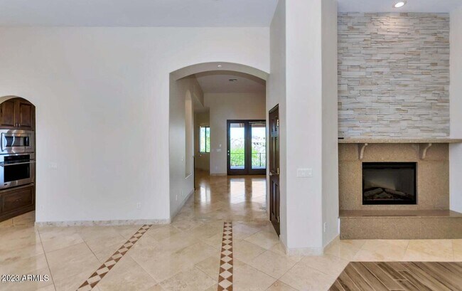 Building Photo - 15842 E Sunflower Dr