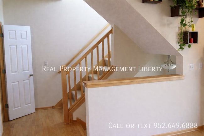 Building Photo - 13779 54th Ave N