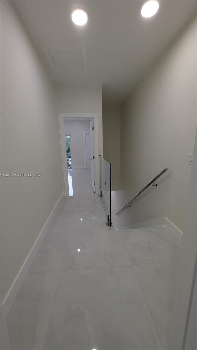 Building Photo - 10341 SW 147th Ct Cir
