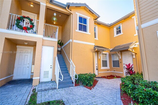 Building Photo - 230 SE 29th Ave