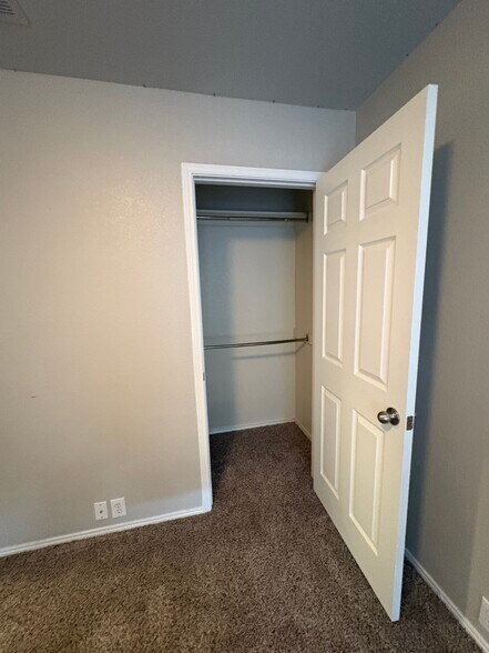 Building Photo - 4113 Macy Ln