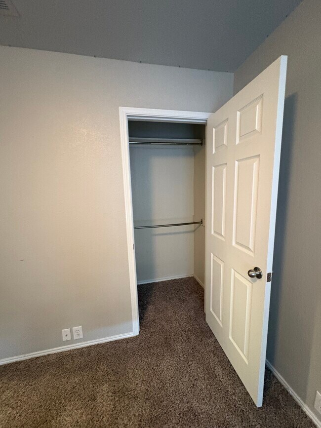 Building Photo - 4113 Macy Ln