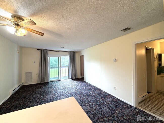 Building Photo - 278 Crosse Dr