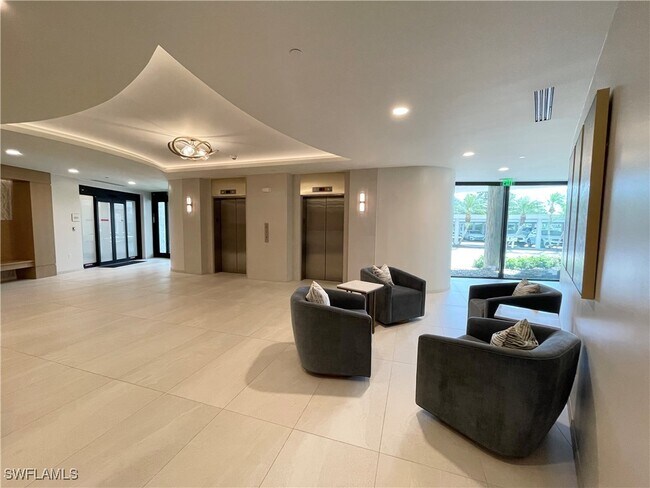 Building Photo - 4005 Gulf Shore Blvd N