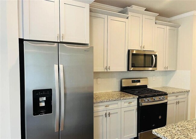 Building Photo - 6005 Arbor Knoll Pl