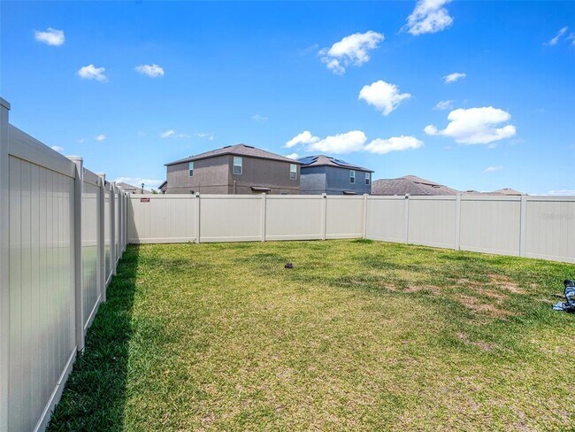Building Photo - 2870 Silver Scallop Lp