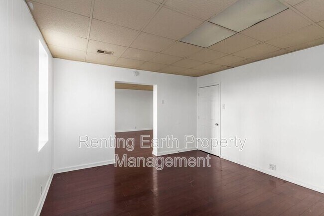 Building Photo - 4141 Oregon Ave