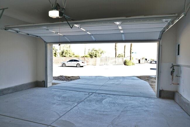 Building Photo - 35505 Sereno Ln