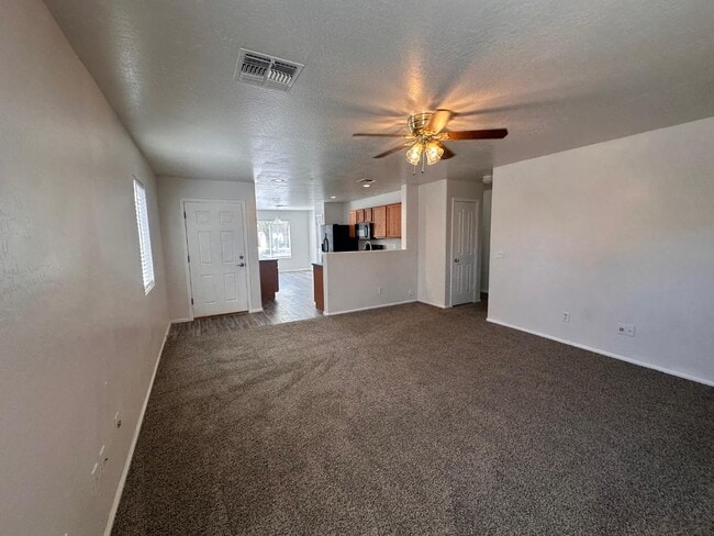 Building Photo - 43796 Sagebrush Trail