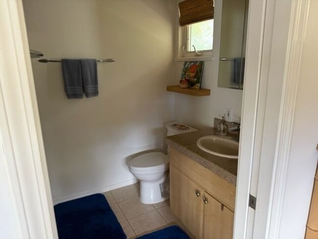 Building Photo - Maui Meadows- beautifully renovated 2-bedroom, 2-bath private cottage