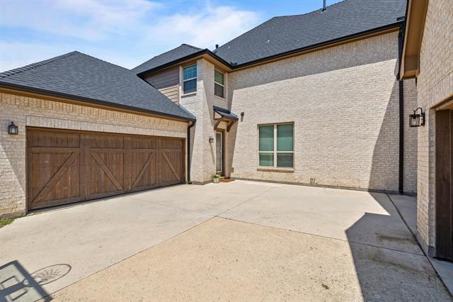 Building Photo - 204 Old Grove Rd