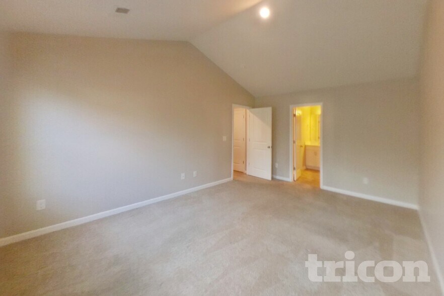 Building Photo - 283 Millen Dr