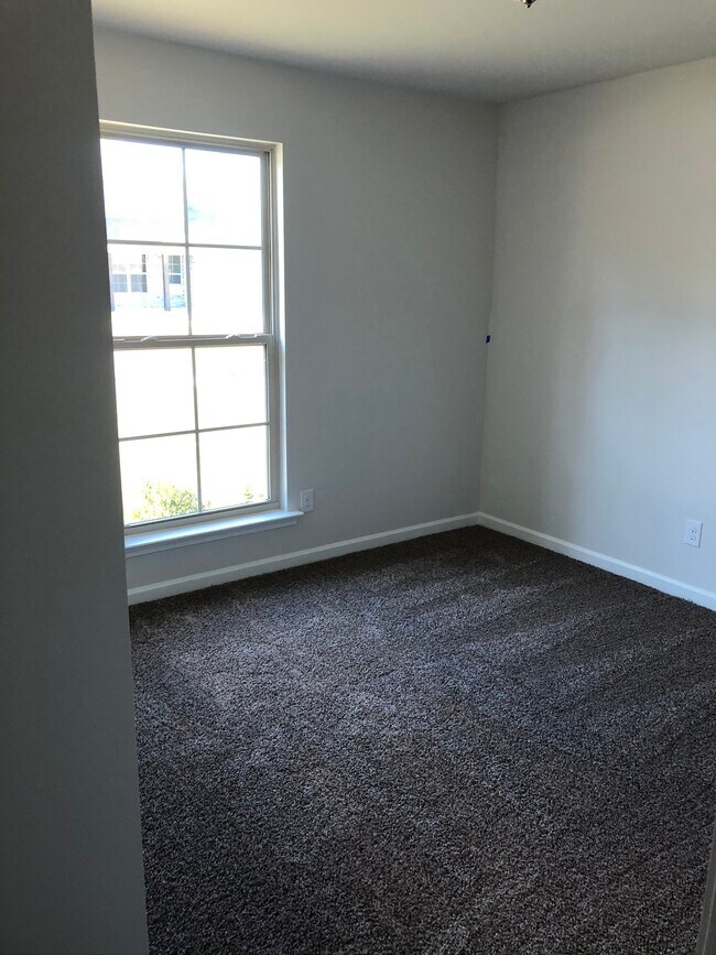 Building Photo - 19462 Providence Ridge Blvd