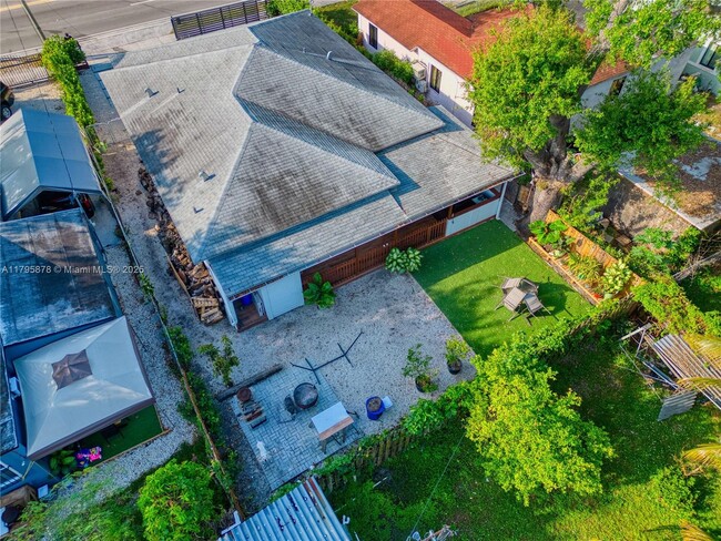 Building Photo - 311 NW 95th St
