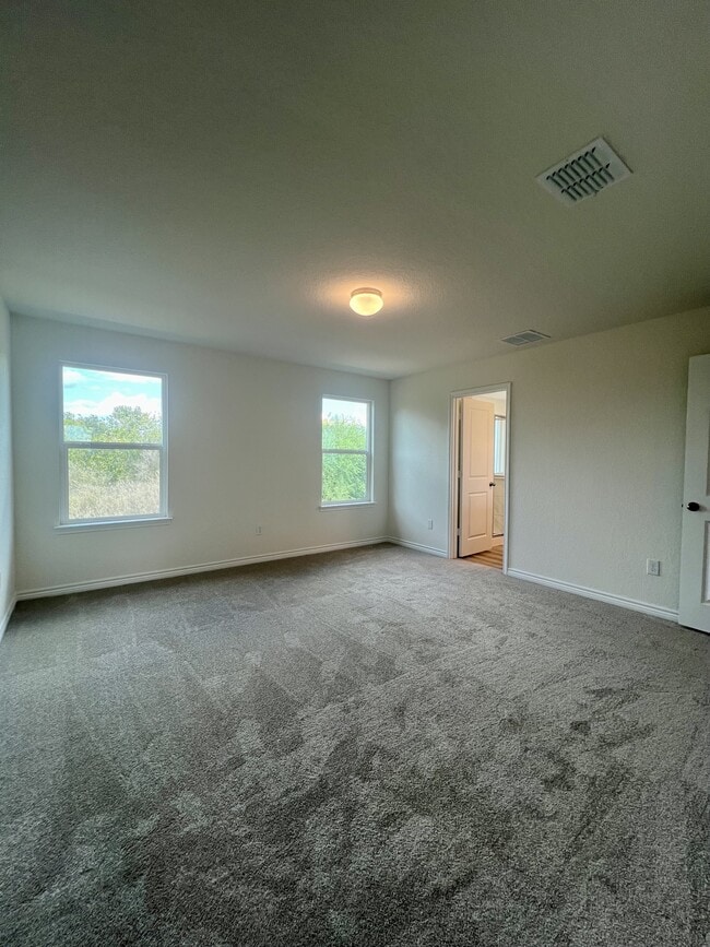 Building Photo - 14839 Vance Jackson Rd