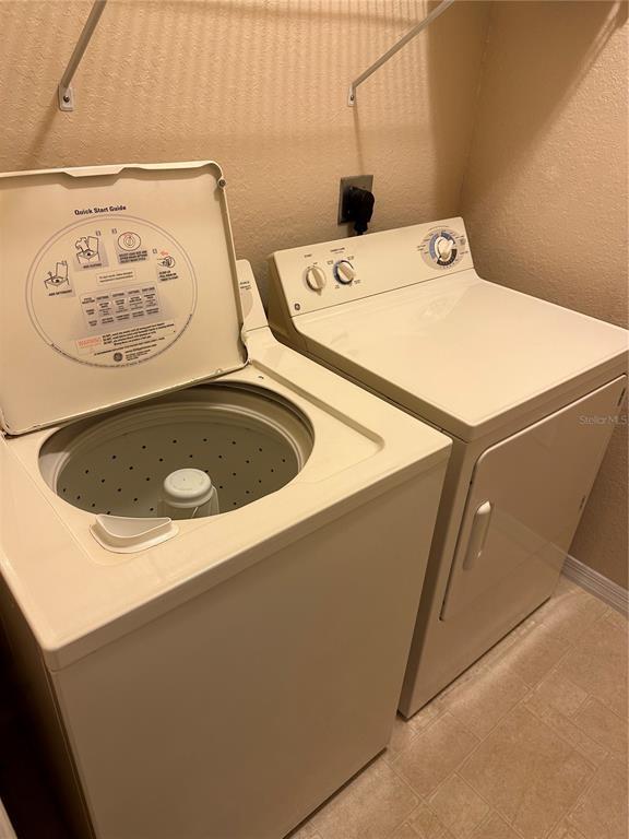 Building Photo - 10201 Courtney Palms Blvd