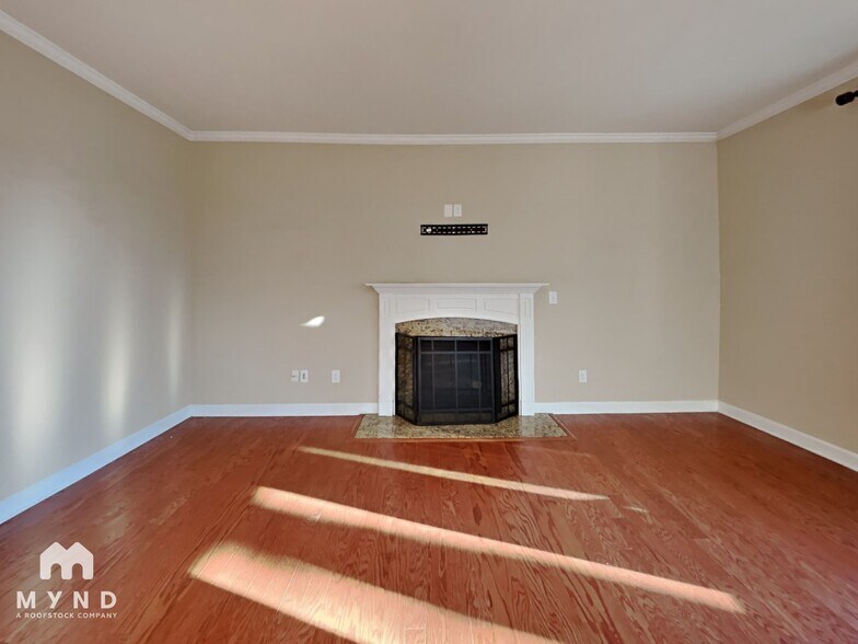 Building Photo - 24 Cedar Grove Ct