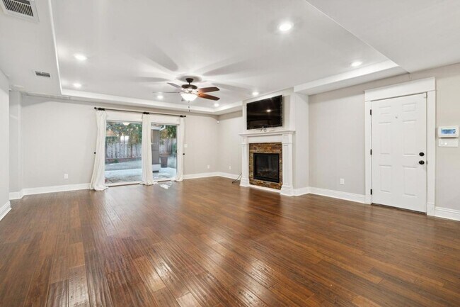Building Photo - 2081 Buttner Rd