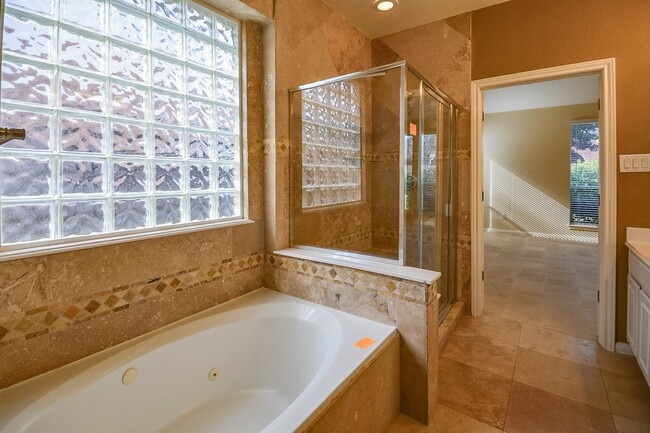 Building Photo - 3211 Chapel Creek Way
