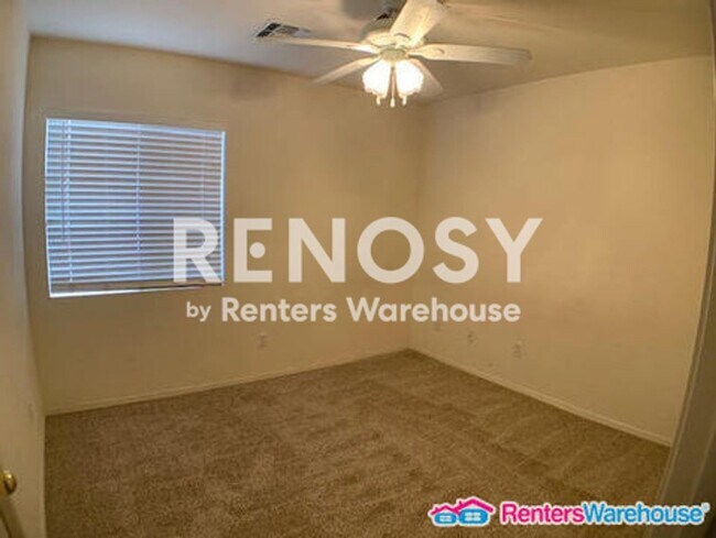 Building Photo - Ideal 3 Br 2 Ba 2 Cg Home Near Loop 303 & Greenway in Surprise!