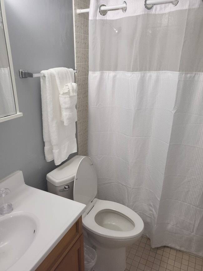 Building Photo - 14449 Van Buren St