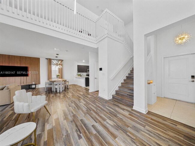 Building Photo - 1411 SE 26th Rd