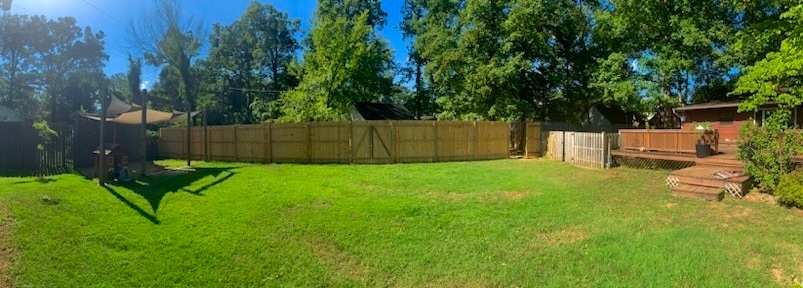 Spacious, fenced backyard - 340 Woodlawn Pike