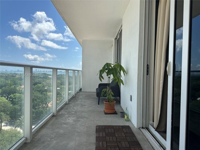 Building Photo - 4250 Biscayne Blvd