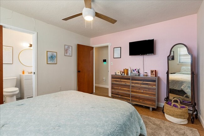 Building Photo - 3308 NW Atlanta Ave