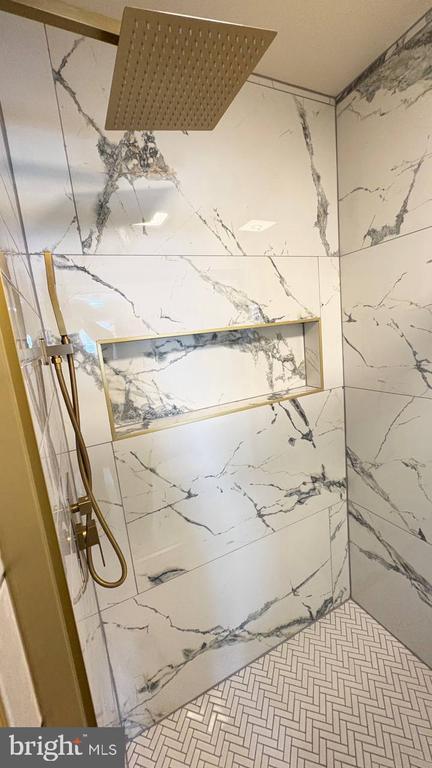 Building Photo - 13223 Hawthorn Ln