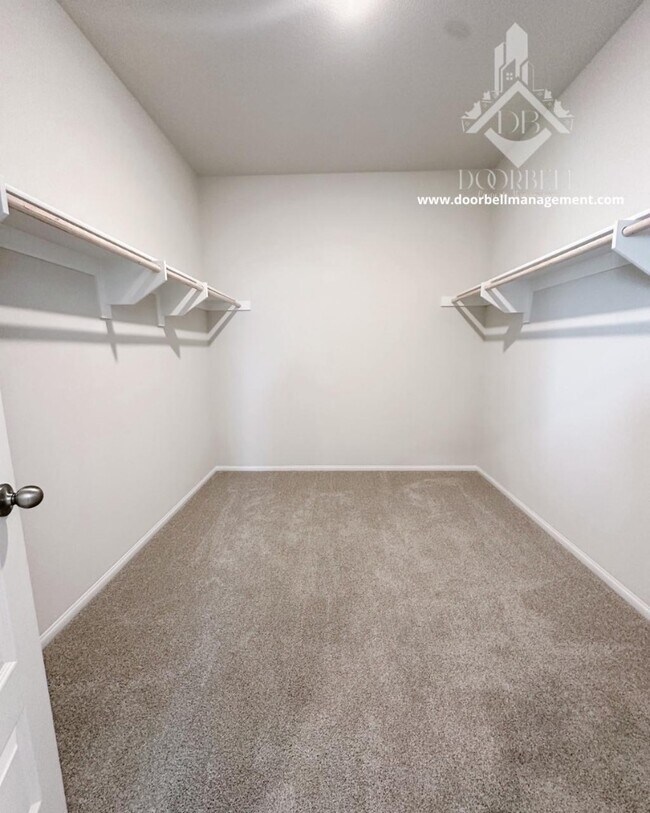 Building Photo - 2097 Mandarin Ln