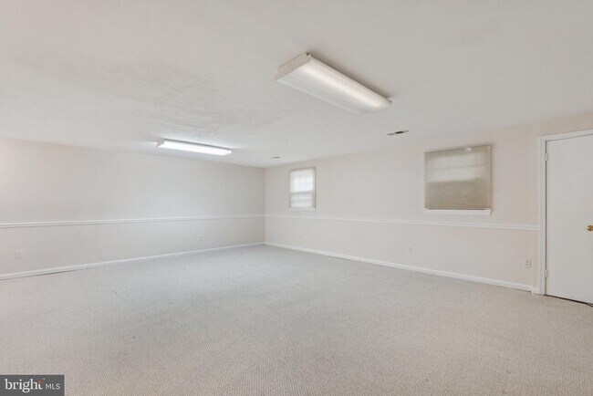 Building Photo - 2708 Shawn Leigh Dr