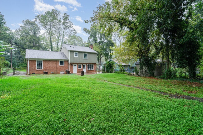 Building Photo - 5242 Galway Dr