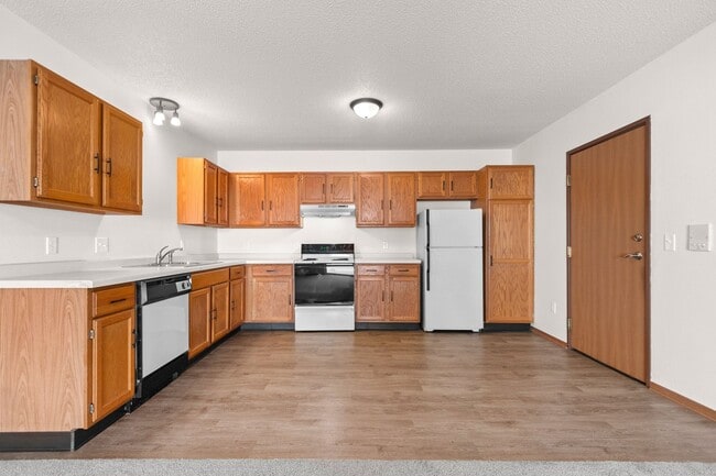 Floorplan - zSunshine Court Apartments