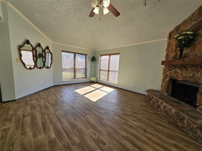 Building Photo - 8319 Wind Veil Dr