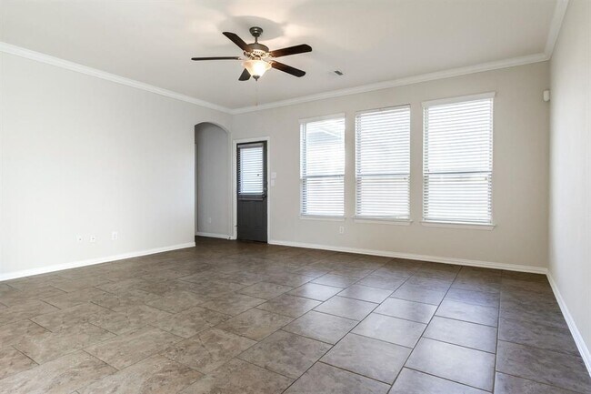 Building Photo - 2612 Creeping Vine Ct