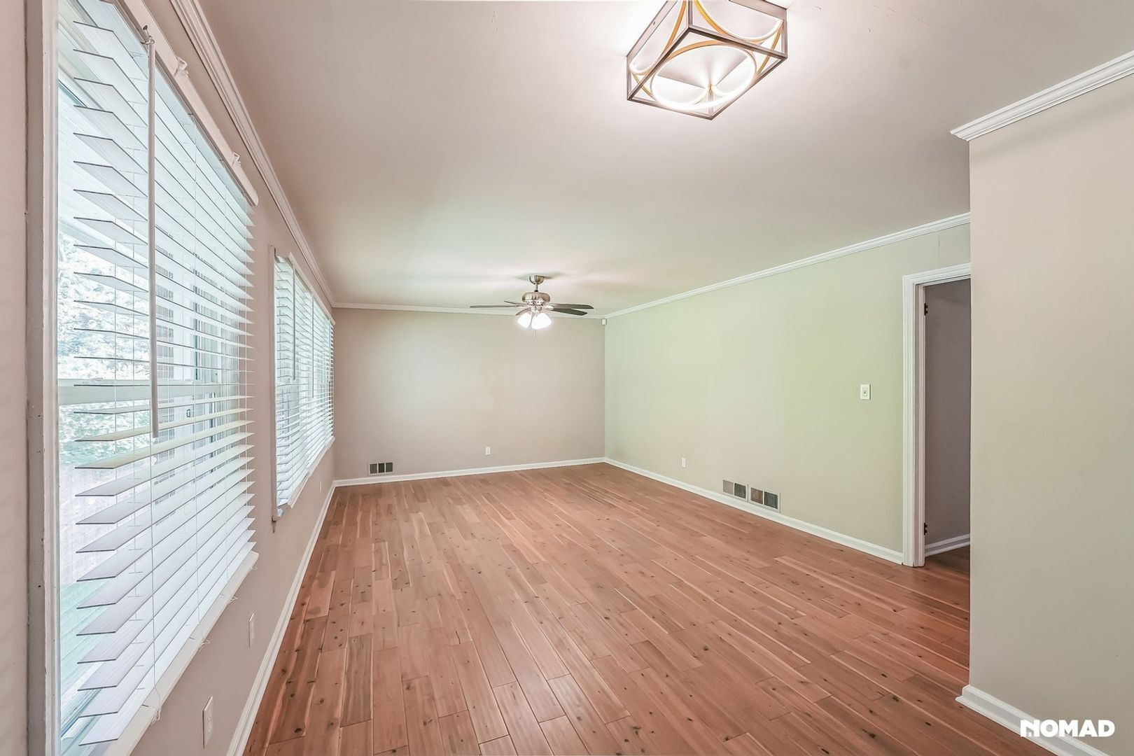 Building Photo - 2257 Collins Dr