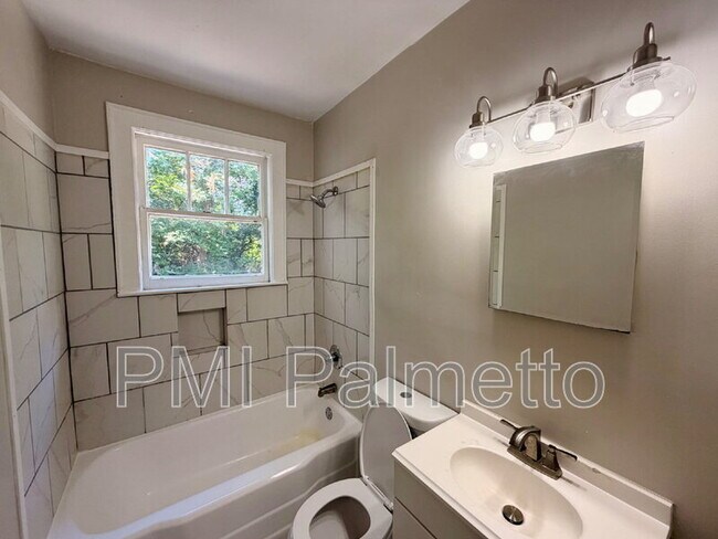 Building Photo - 1304 Mt Vernon St