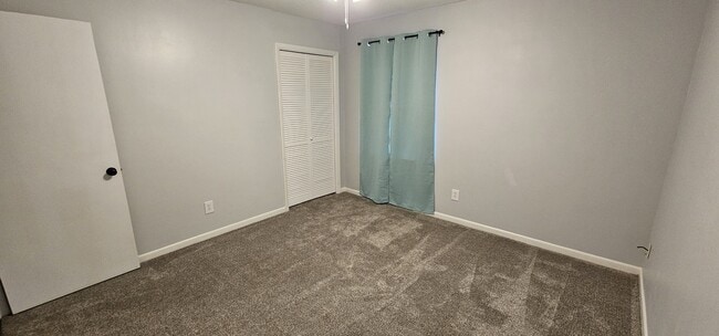 Building Photo - 605 Melbourne Dr