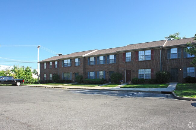 Building Photo - 401 Patchen Dr