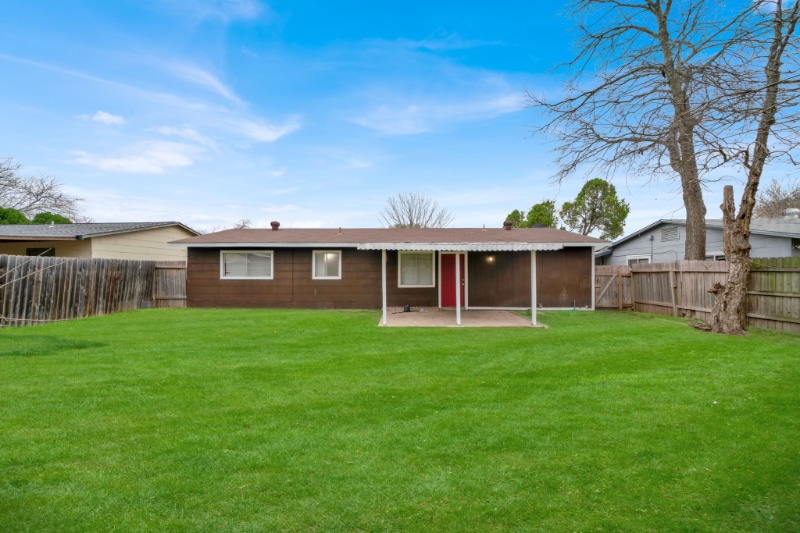 Building Photo - 313 Deborah Dr