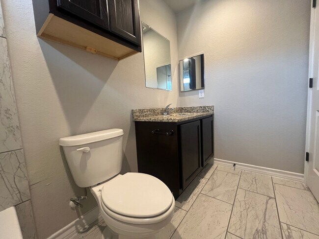 Building Photo - 6302 Luglio Ln