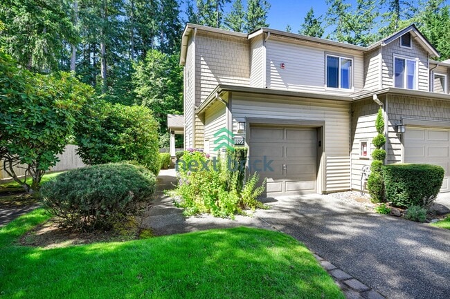 Building Photo - 2 BED & 2 BATH CONDO FOR RENT