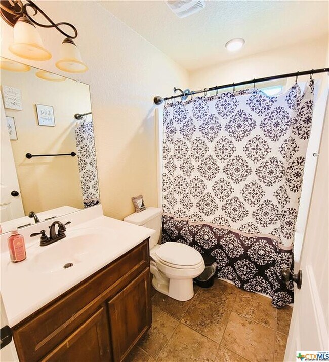 Building Photo - 4000 Flatrock Mountain Dr
