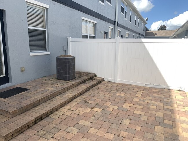 Building Photo - 2215 J Lawson Blvd