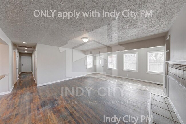 Building Photo - 5120 Reeder St