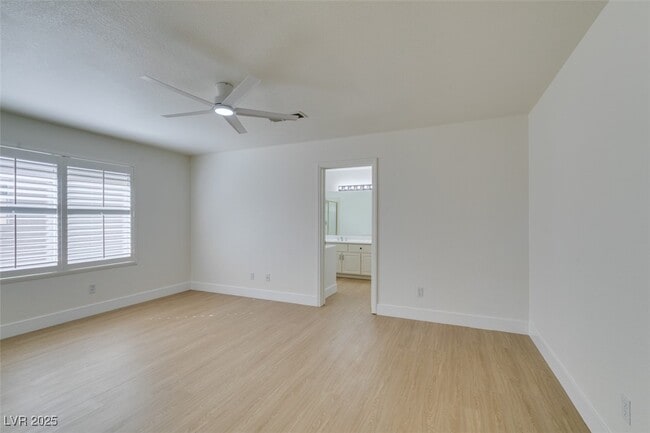 Primary Photo - 11005 Carberry Hill St