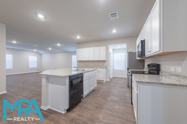 Building Photo - 5816 Berriweather Dr