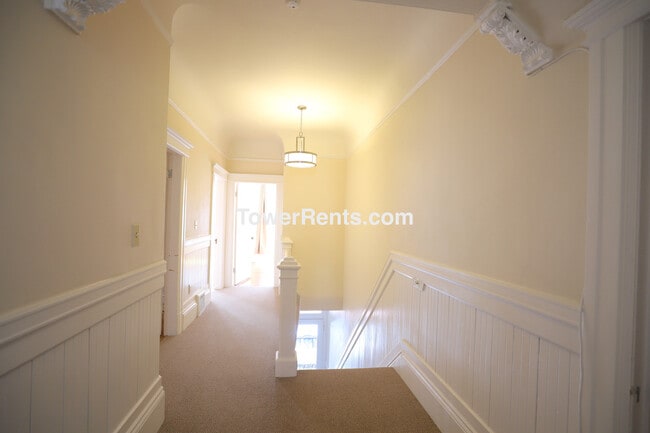 Building Photo - 309-311 Church Street